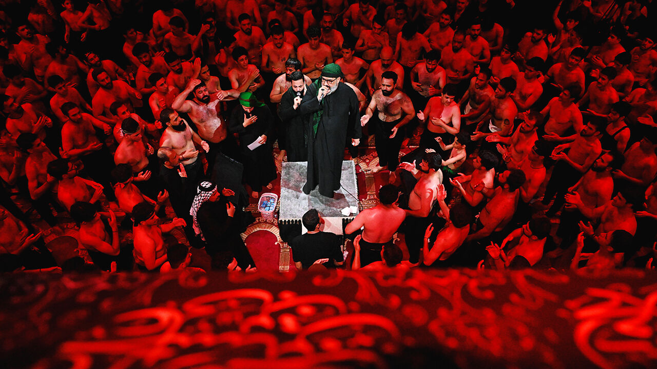 Iraq's Shia Muslims commemorate martyrdom of Imam al-Hussein